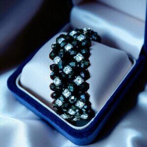 LaviguerDesigns Handcrafted Rhinstones & Swarovski Crystals Stretch Bracelet